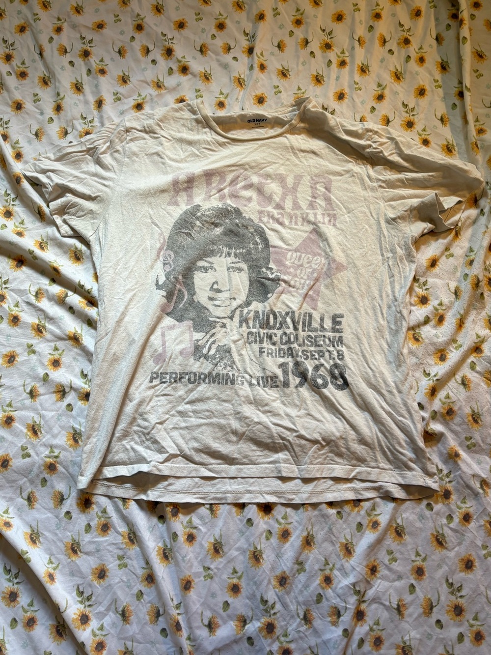 ✨Aretha Franklin Old Navy Tee✨